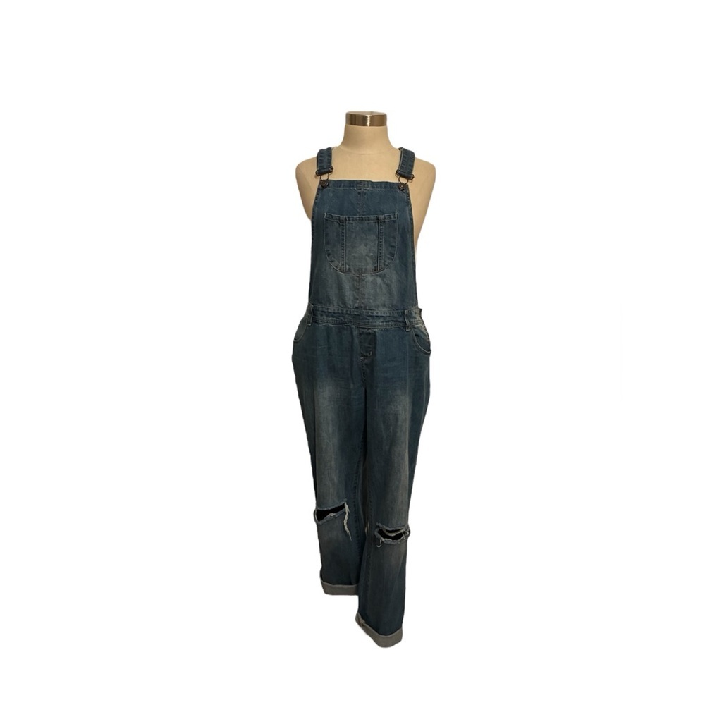 Lulu's  distressed denim overalls - Picture 6 of 11